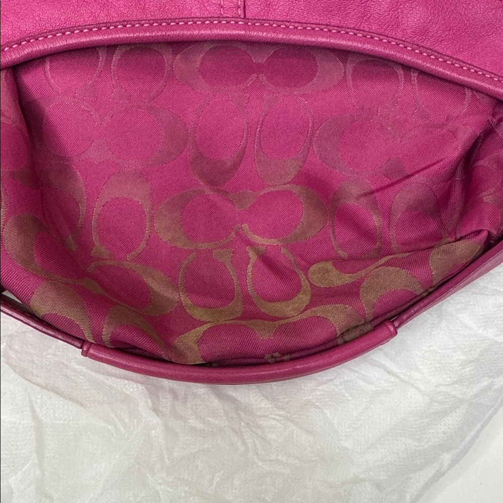Coach Soho Demi Hobo Hot Pink Leather Vintage Small Shoulder Bag Y2K 9541 Rare - Picture 12 of 14